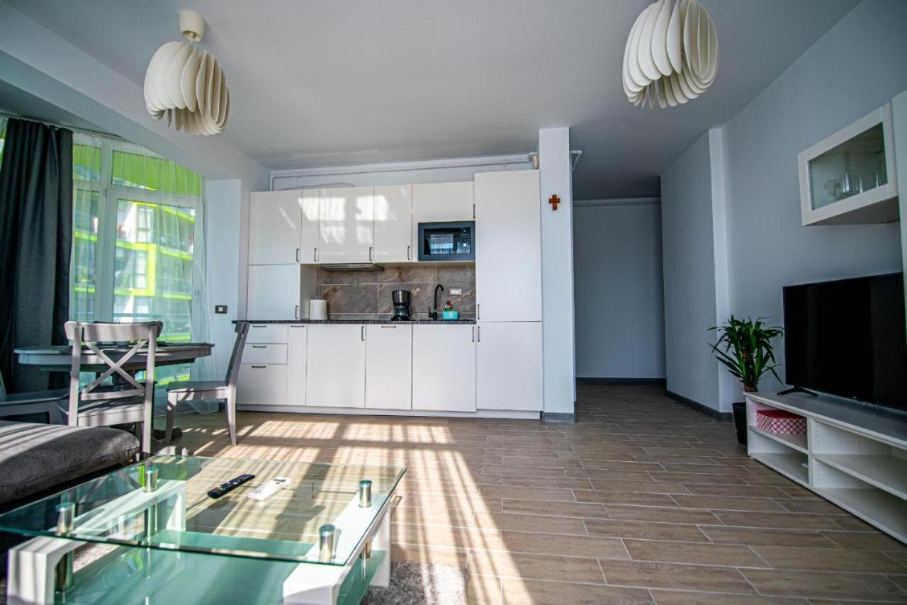 Apartament Katrina - Alezzi Beach - Sea View Navodari Ngoại thất bức ảnh